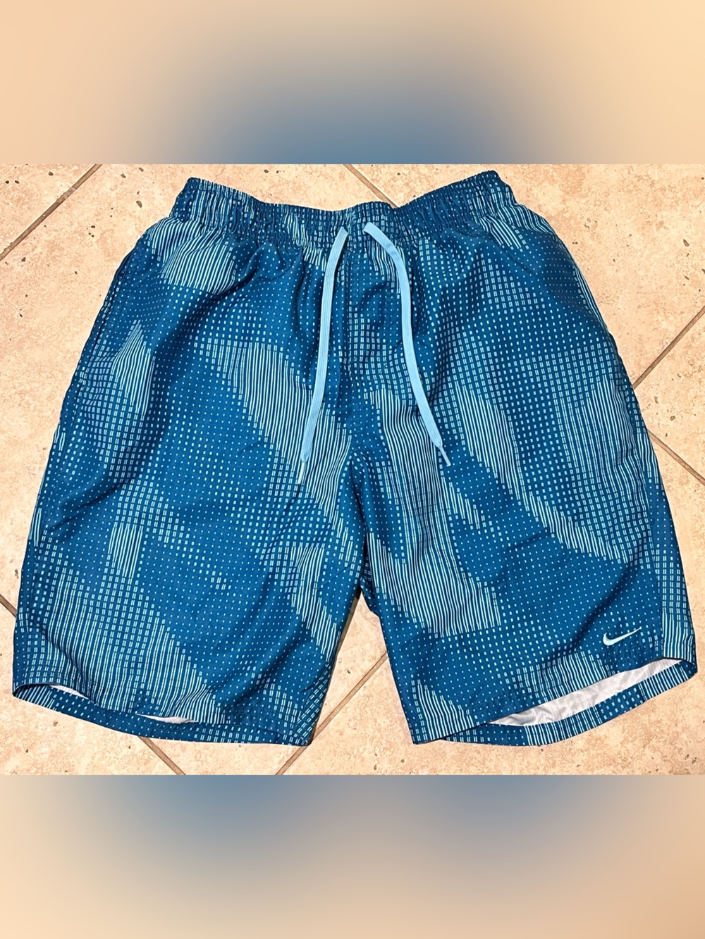 Nike Men's Blue Abstract Swim Shorts M Drawstring Elastic Waist Mesh Lined EUC